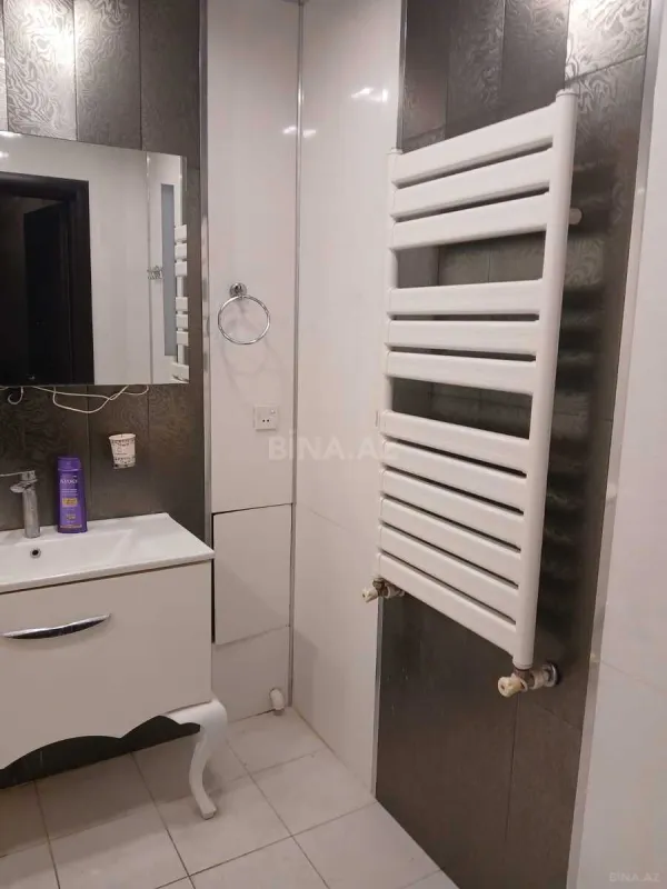 Kirayə verilir 3 otaqlı mənzil 170 m²