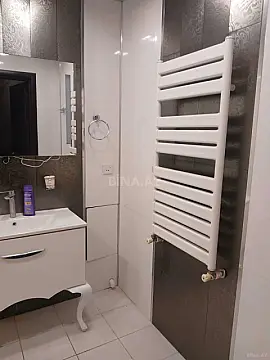 Kirayə verilir 3 otaqlı mənzil 170 m²