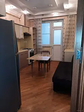 Kirayə verilir 2 otaqlı mənzil 81 m² — Bakı, Yasamal 2 otaq 81.00 m²
