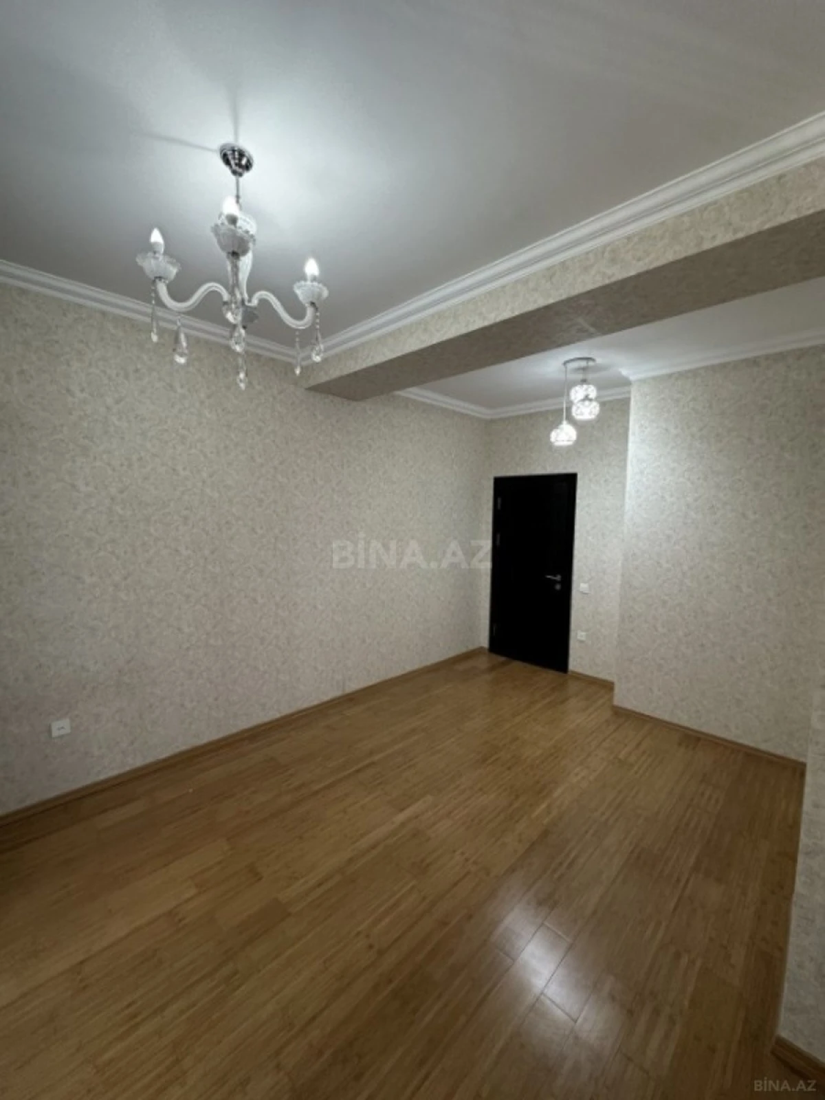 Satılır 2 otaqlı mənzil 80 m²