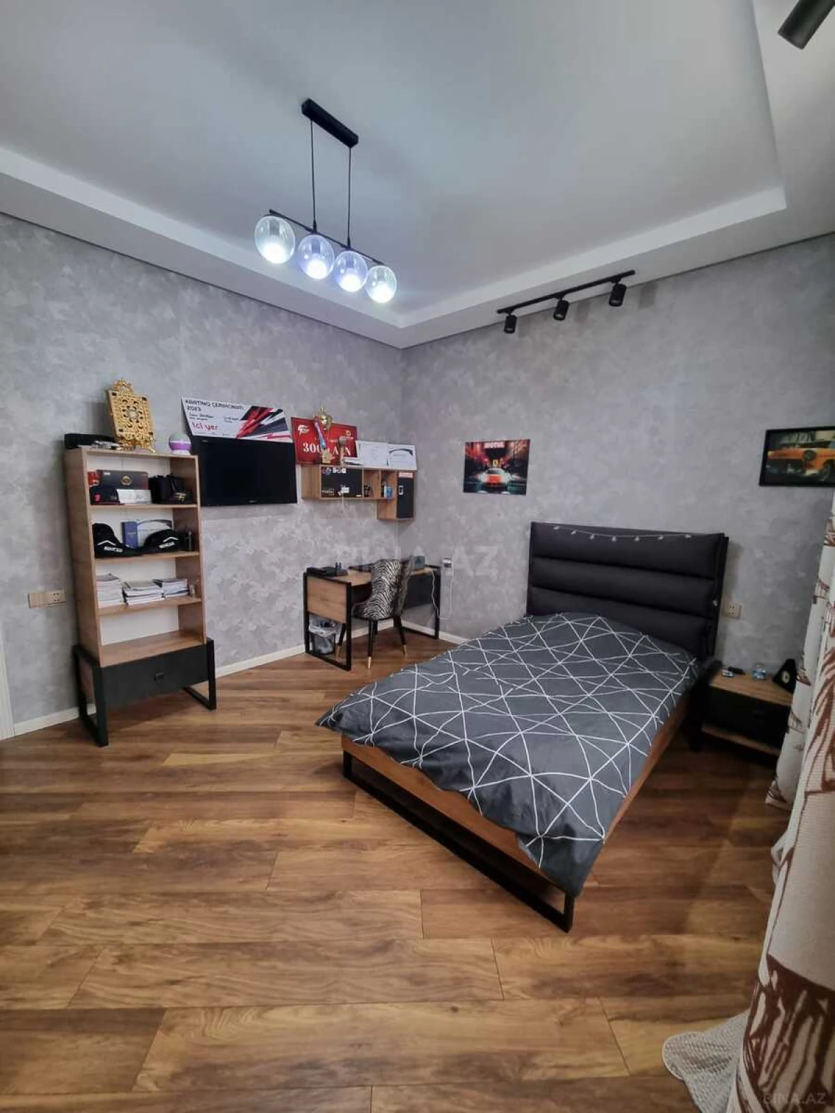 Satılır 5 otaqlı həyət evi 220 m²