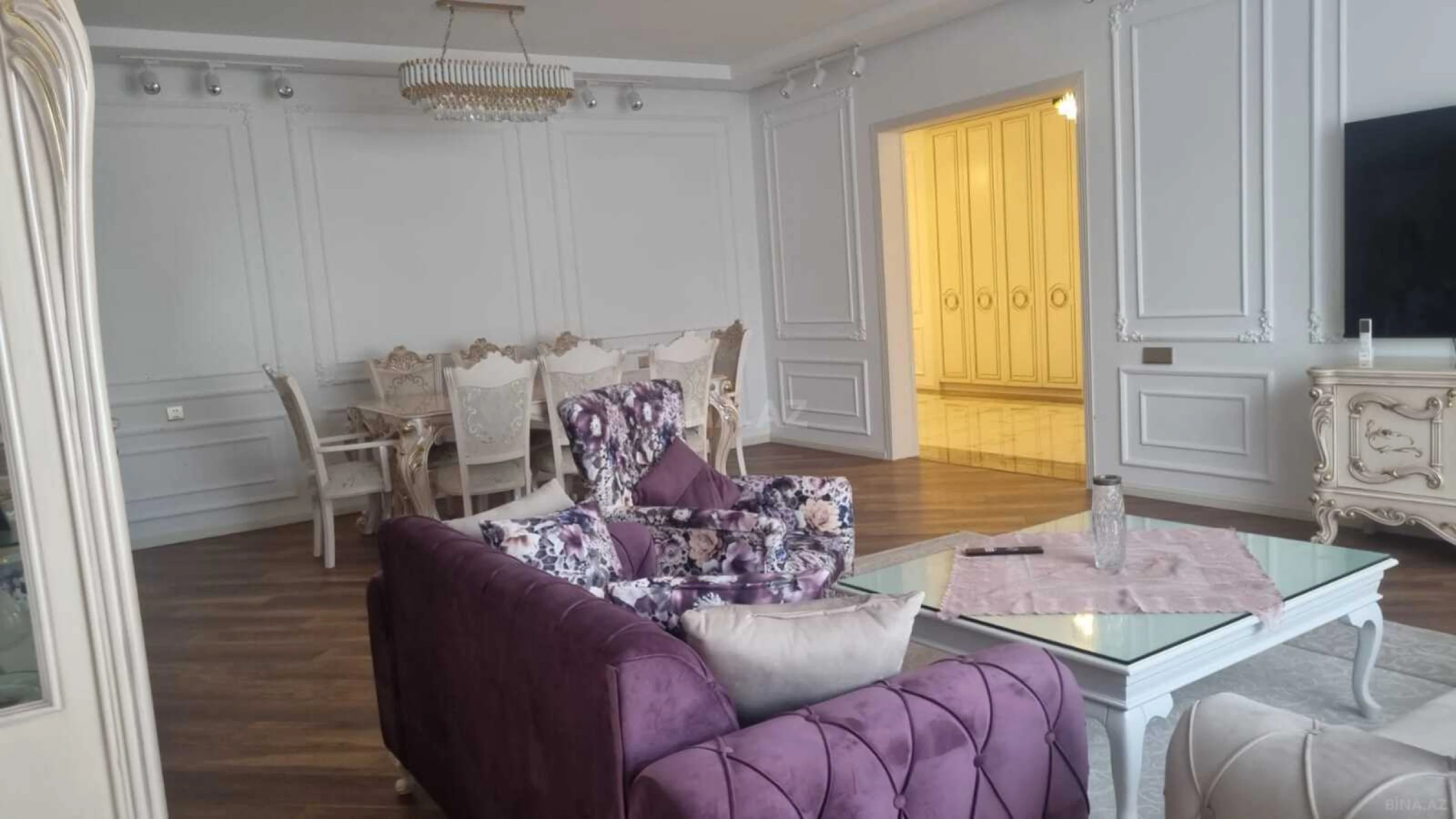 Satılır 5 otaqlı həyət evi 220 m²