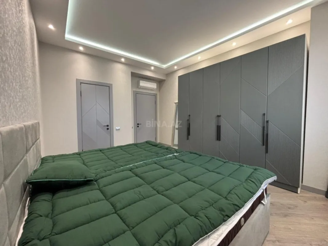 Kirayə verilir 3 otaqlı mənzil 152 m²
