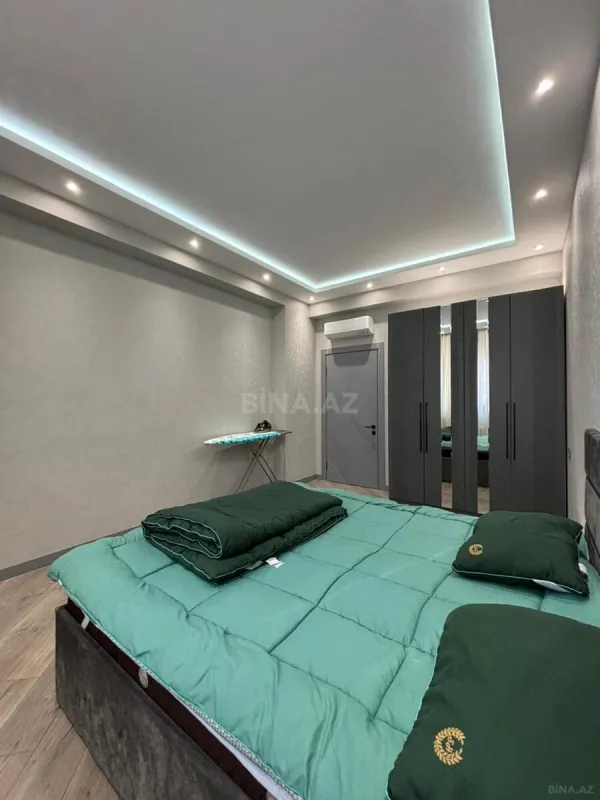 Kirayə verilir 3 otaqlı mənzil 152 m²