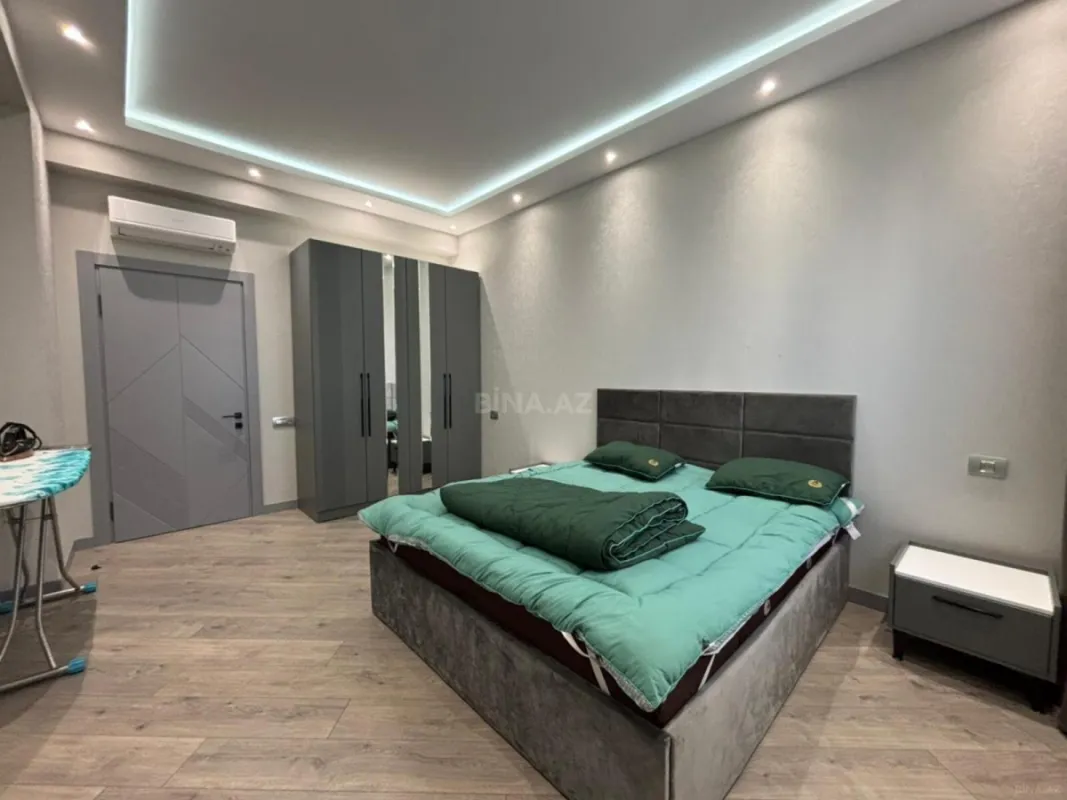 Kirayə verilir 3 otaqlı mənzil 152 m²