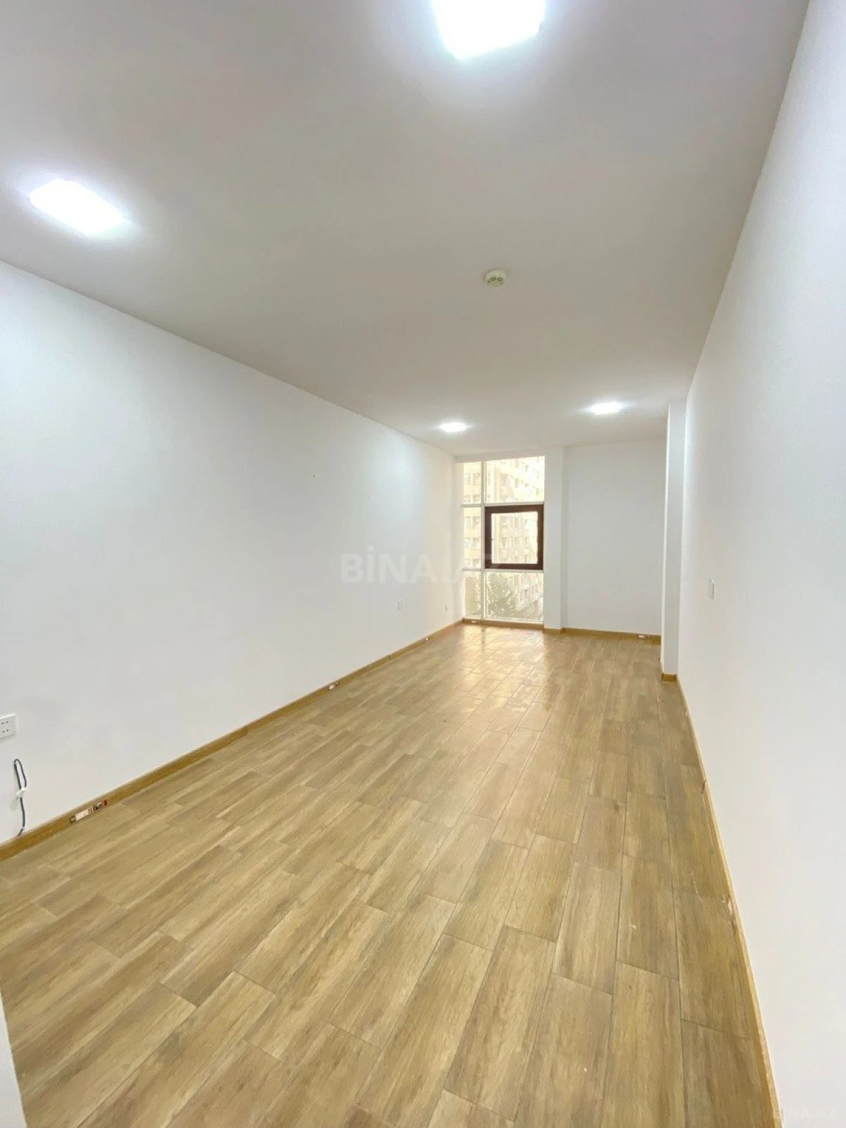 Kirayə verilir 1 otaqlı ofis 32 m²