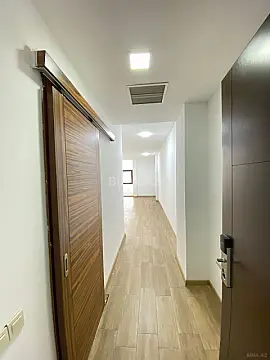 Kirayə verilir 1 otaqlı ofis 32 m² — Bakı, İnşaatçılar 1 otaq 32.00 m²