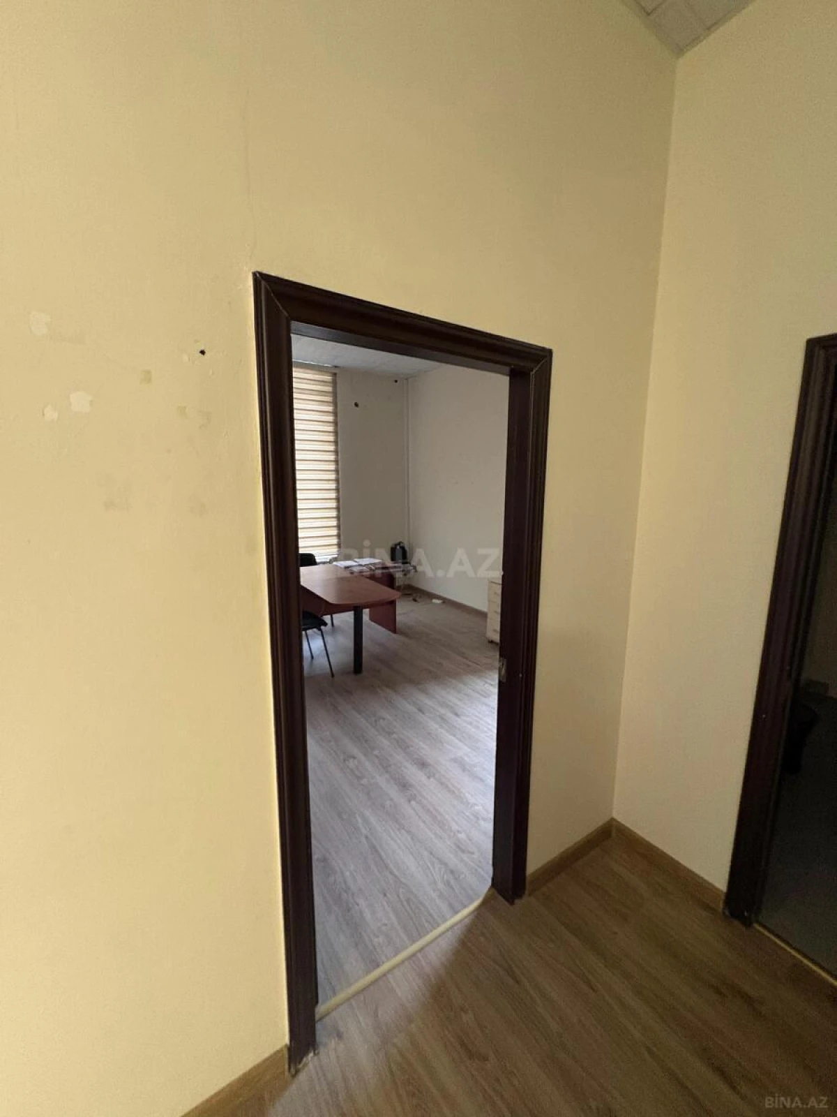 Satılır obyekt 168 m²