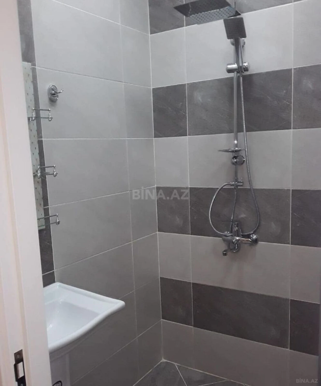Kirayə verilir 2 otaqlı mənzil 60 m²