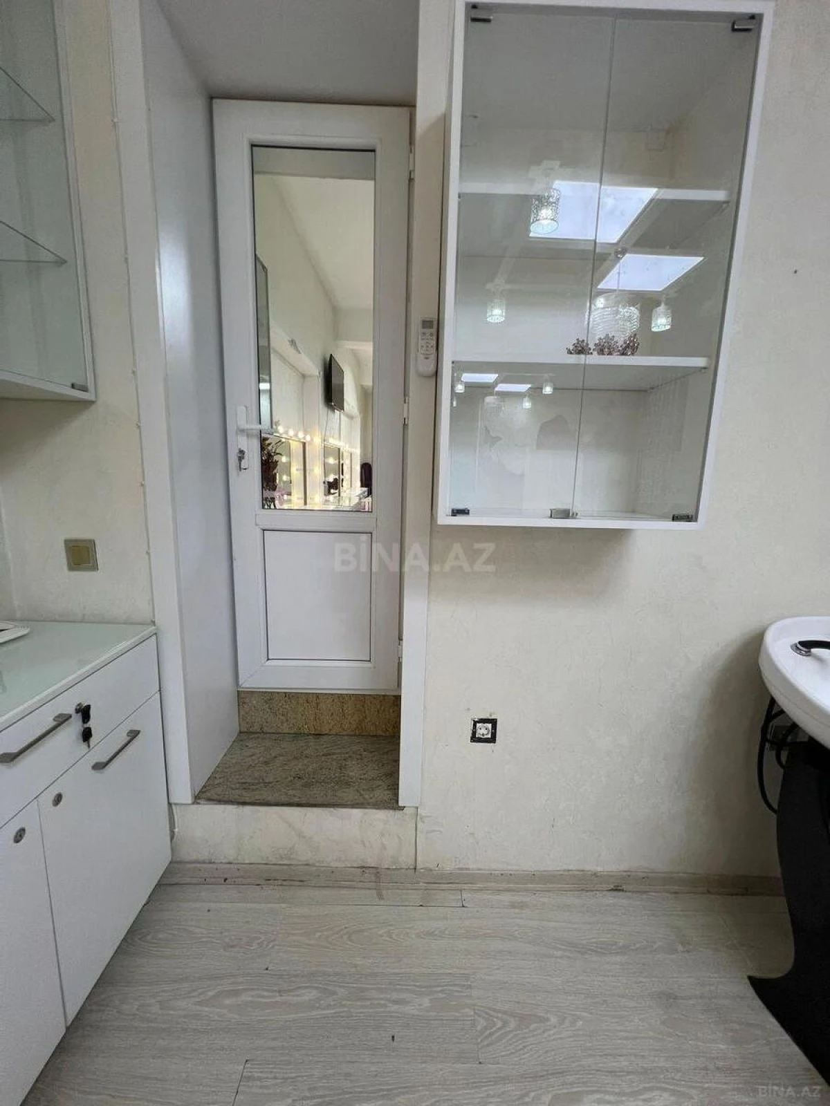 Kirayə verilir obyekt 55 m²