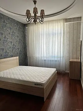 Kirayə verilir 3 otaqlı mənzil 95 m²