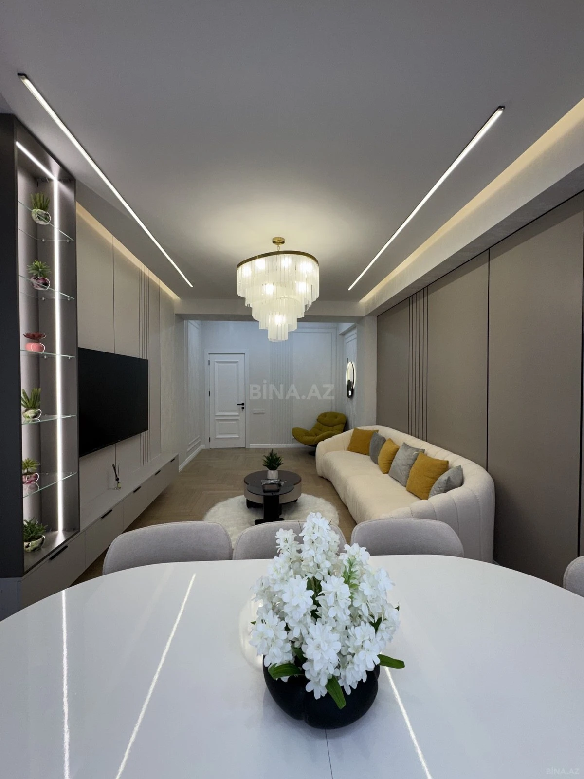 Satılır 3 otaqlı mənzil 120 m²