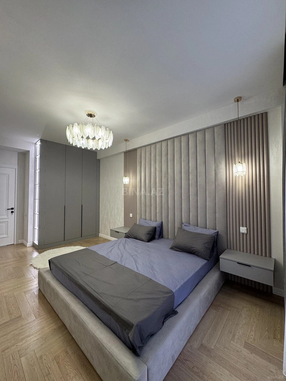Satılır 3 otaqlı mənzil 120 m²