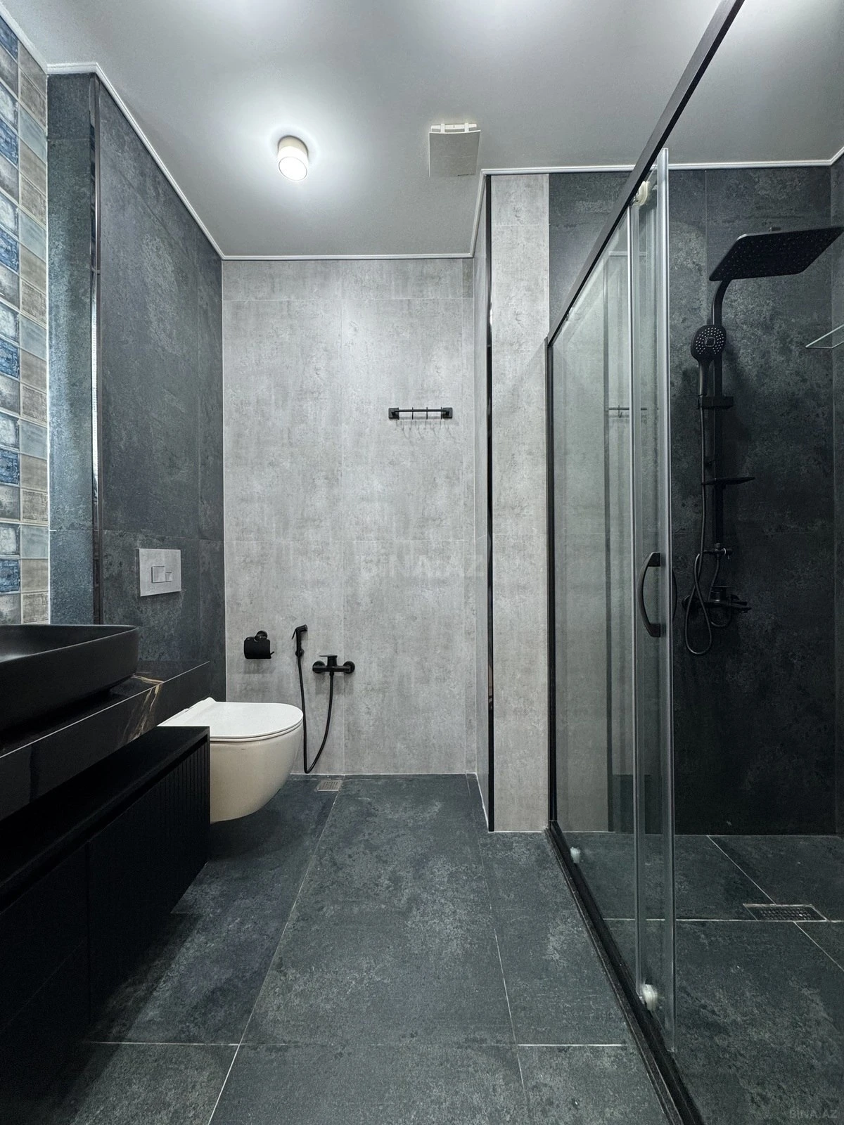 Satılır 3 otaqlı mənzil 120 m²