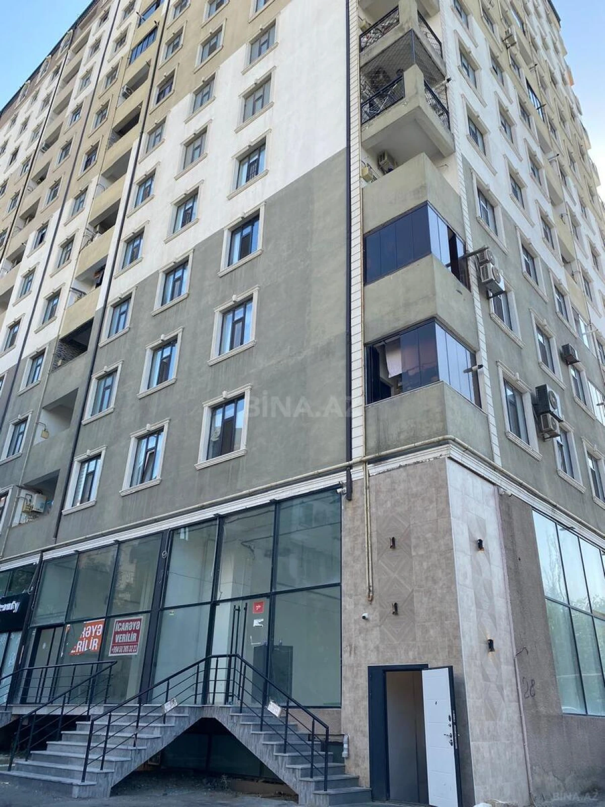Satılır 3 otaqlı mənzil 96 m²