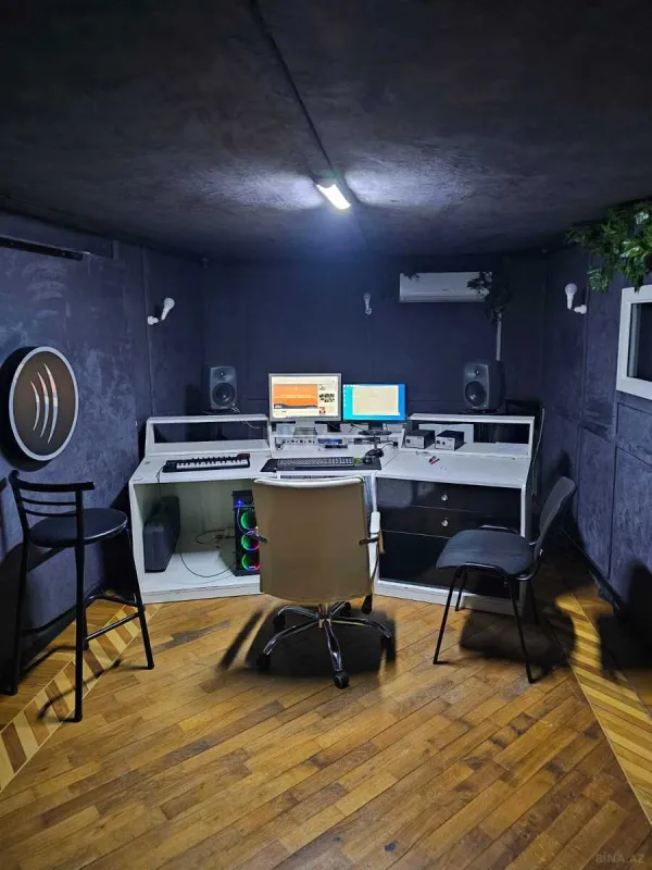 Satılır 6 otaqlı mənzil 250 m²