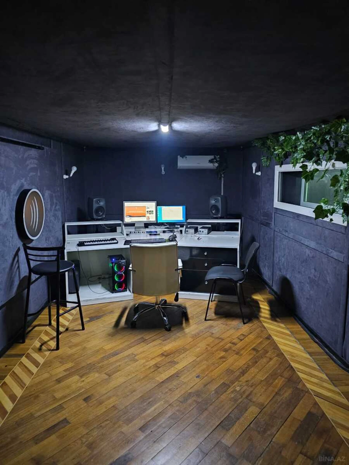 Satılır 6 otaqlı mənzil 250 m²