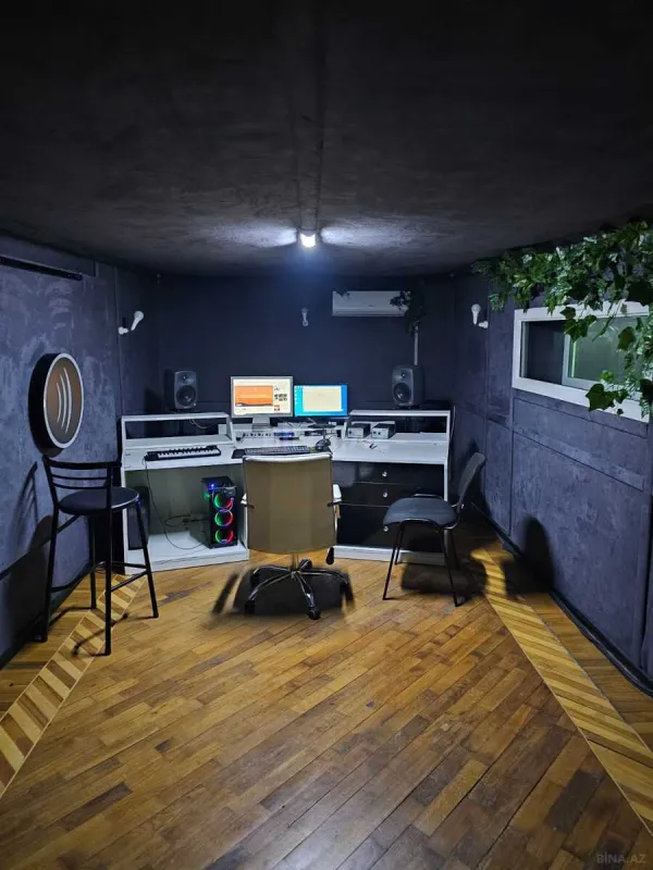 Satılır 6 otaqlı mənzil 250 m²