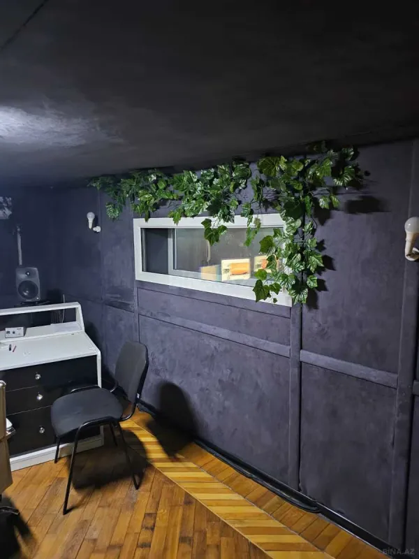 Satılır 6 otaqlı mənzil 250 m²