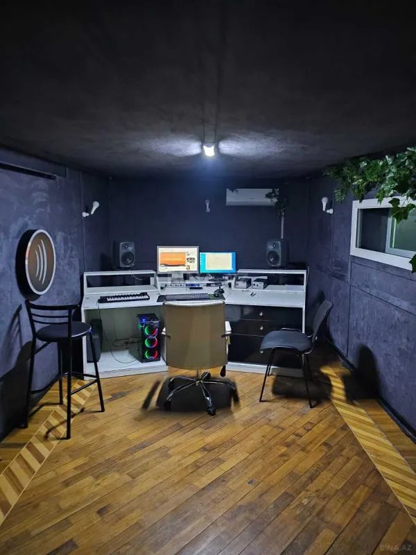 Satılır 6 otaqlı mənzil 250 m²