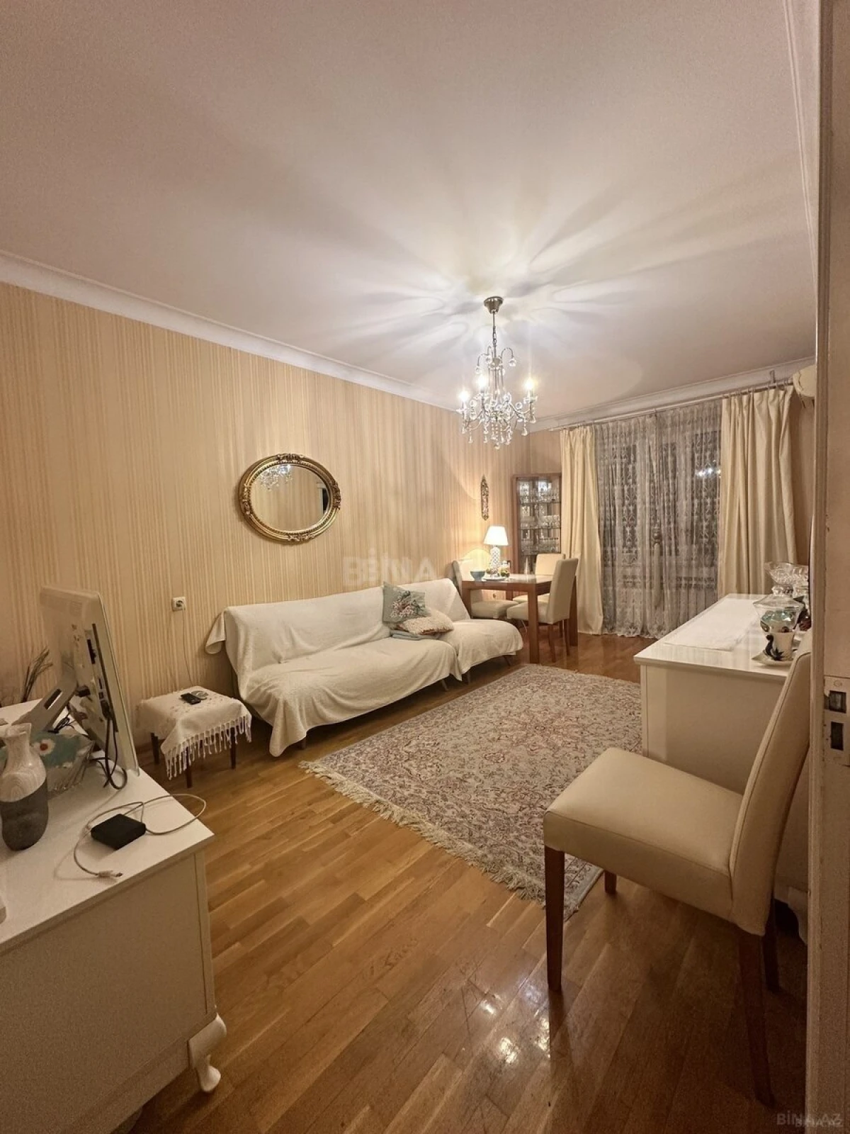 Satılır 2 otaqlı mənzil 60 m²