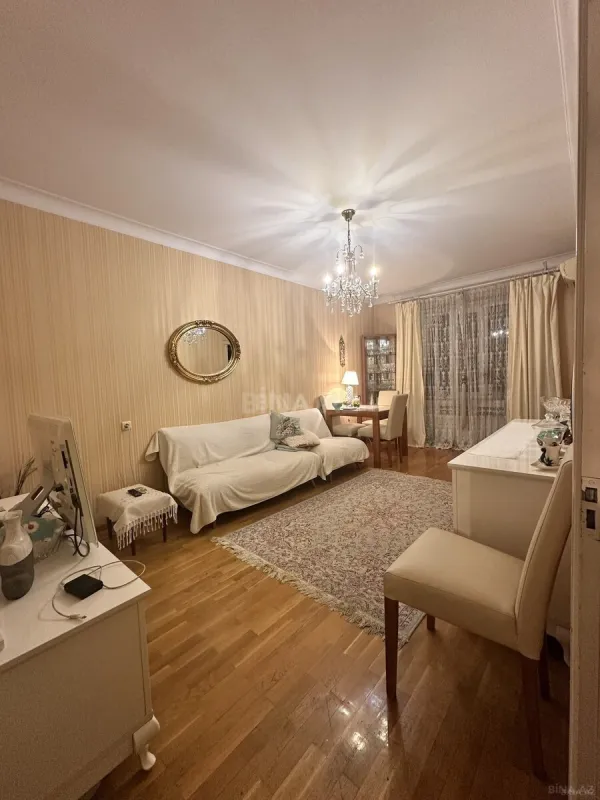 Satılır 2 otaqlı mənzil 60 m²