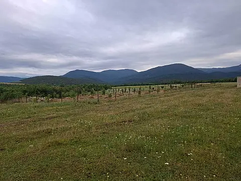 Satılır torpaq sahəsi 12 m²