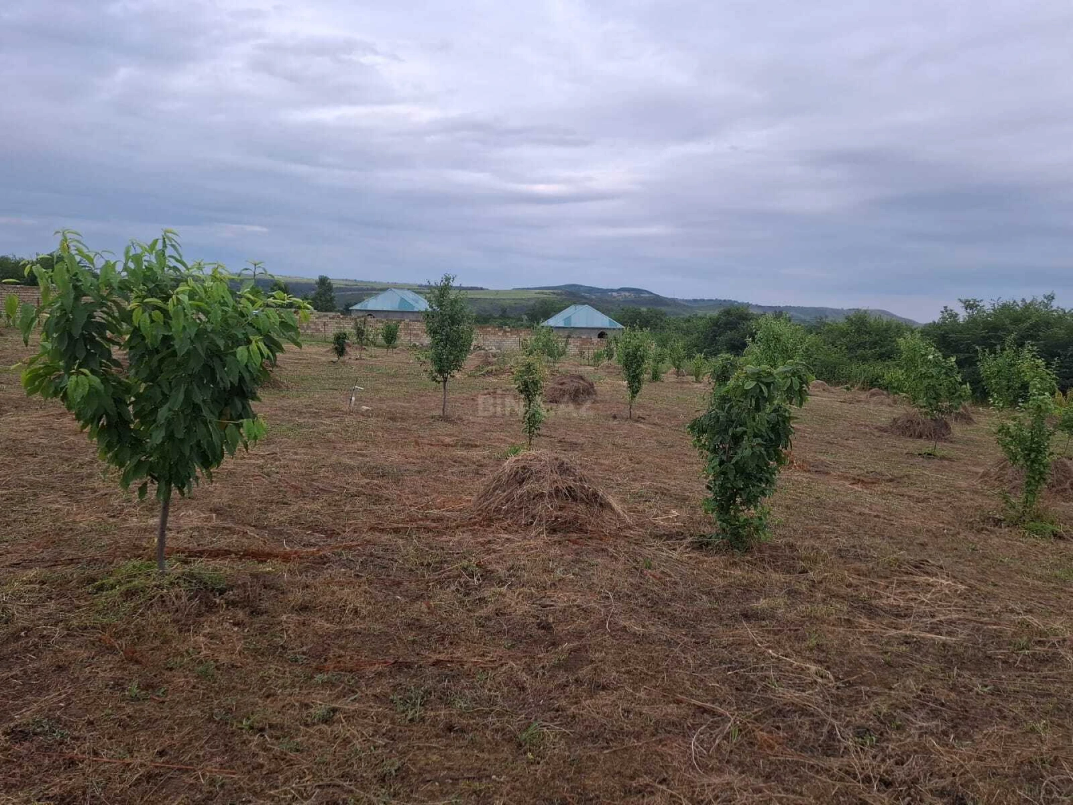 Satılır torpaq sahəsi 12 m²