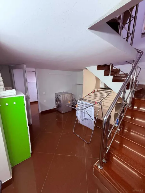 Kirayə verilir obyekt 220 m²