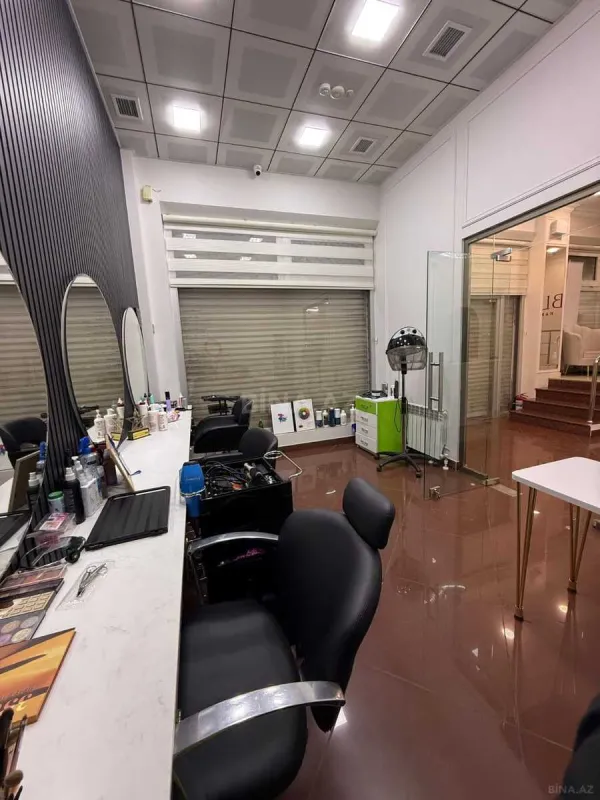 Kirayə verilir obyekt 220 m²