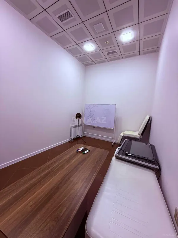 Kirayə verilir obyekt 220 m²