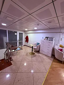 Kirayə verilir obyekt 220 m²