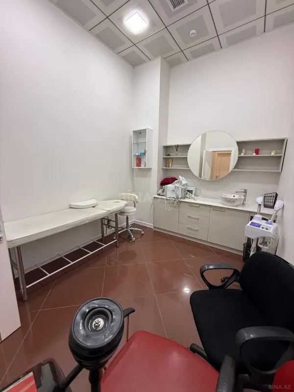 Kirayə verilir obyekt 220 m²