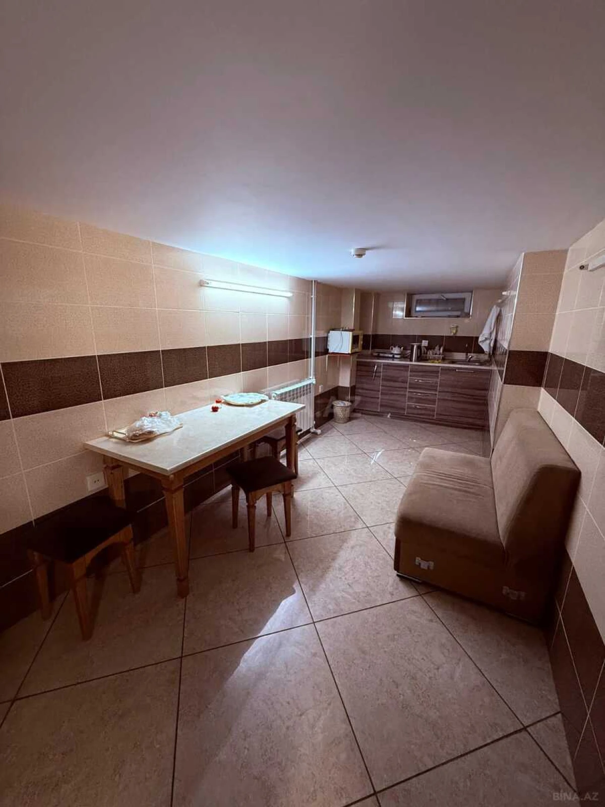 Kirayə verilir obyekt 220 m²