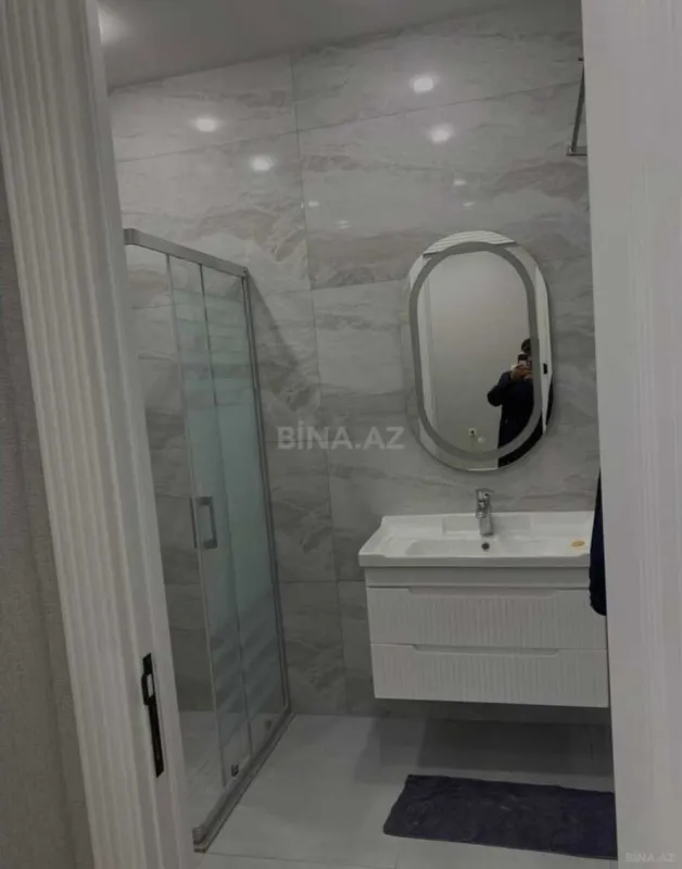 Satılır 2 otaqlı mənzil 76 m²