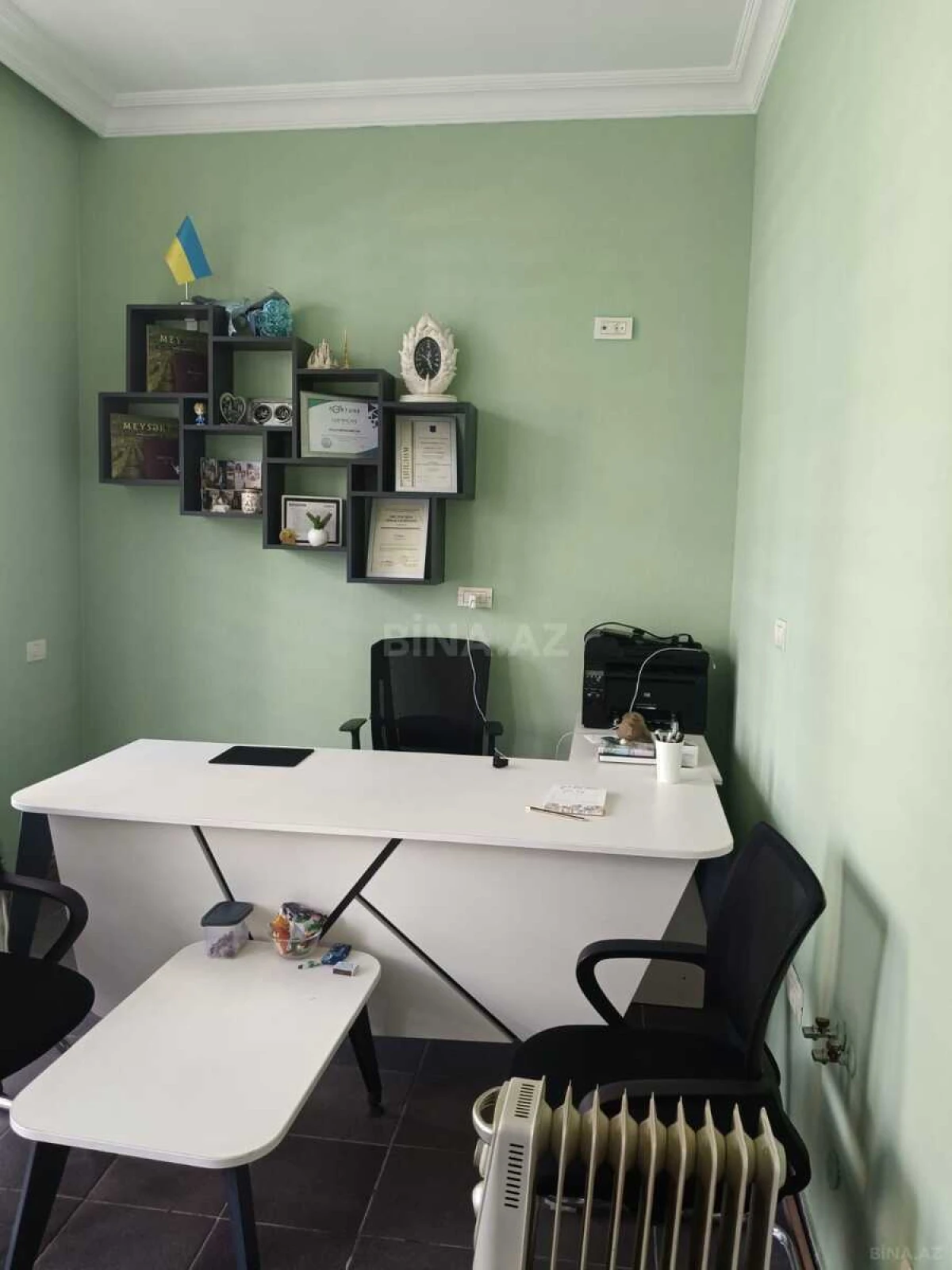 Kirayə verilir obyekt 205 m²