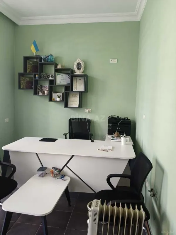 Kirayə verilir obyekt 205 m²