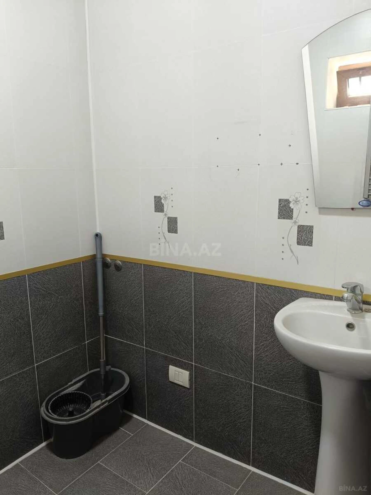 Kirayə verilir obyekt 205 m²