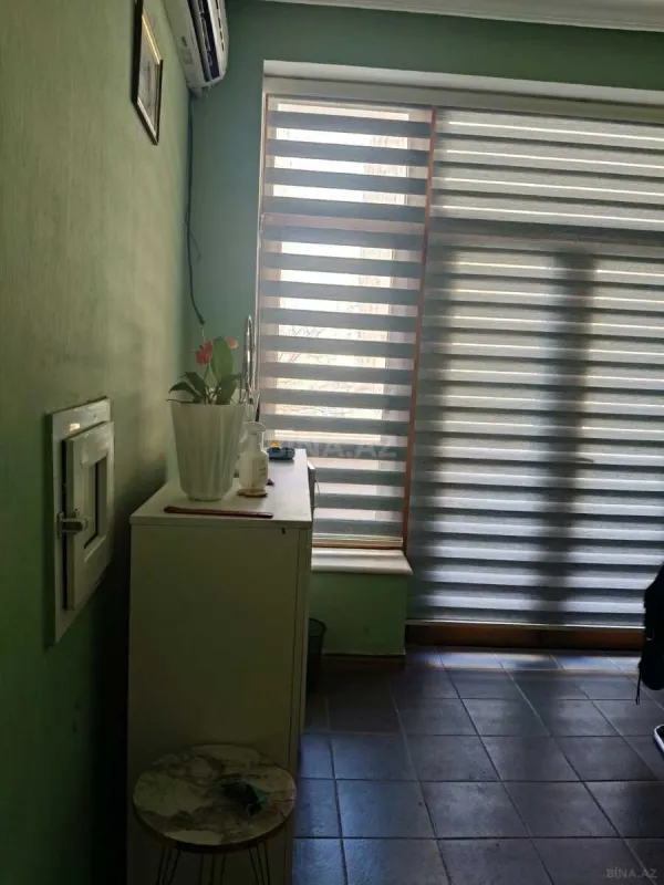 Kirayə verilir obyekt 205 m²