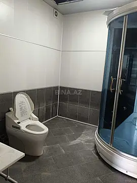 Kirayə verilir obyekt 205 m²