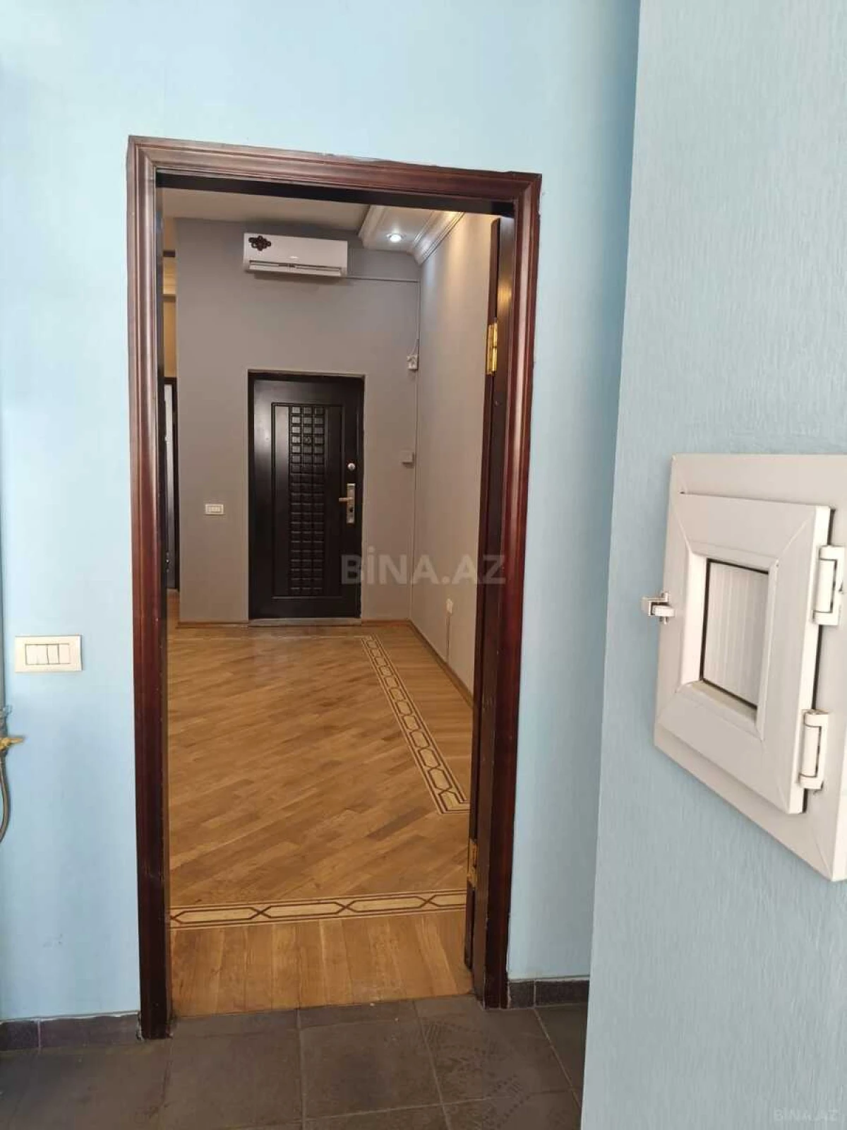 Kirayə verilir obyekt 205 m²