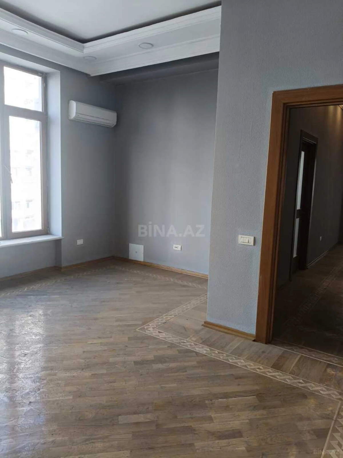 Kirayə verilir obyekt 205 m²