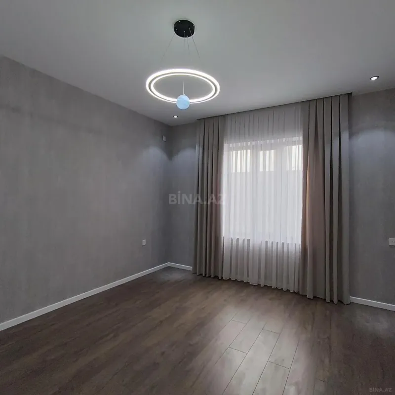Satılır 4 otaqlı həyət evi 140 m²
