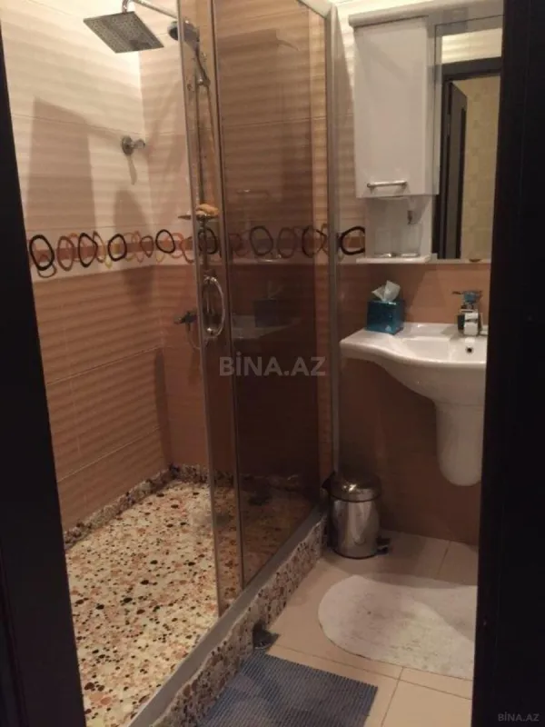 Kirayə verilir 3 otaqlı mənzil 120 m²