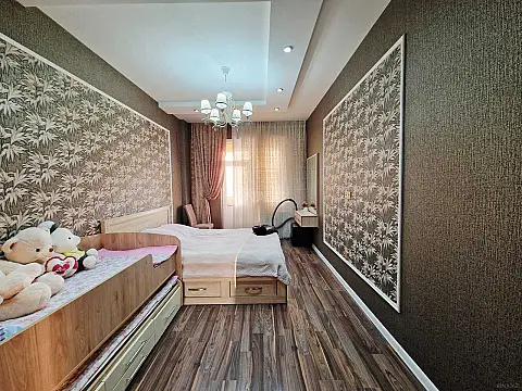 Kirayə verilir 2 otaqlı mənzil 75 m²