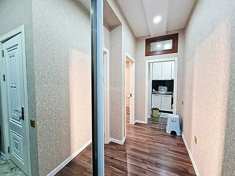 Kirayə verilir 2 otaqlı mənzil 75 m²