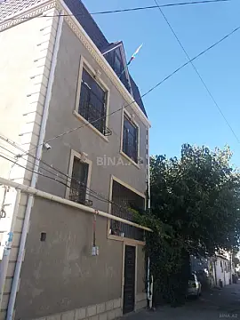 Satılır 7 otaqlı həyət evi 220 m²