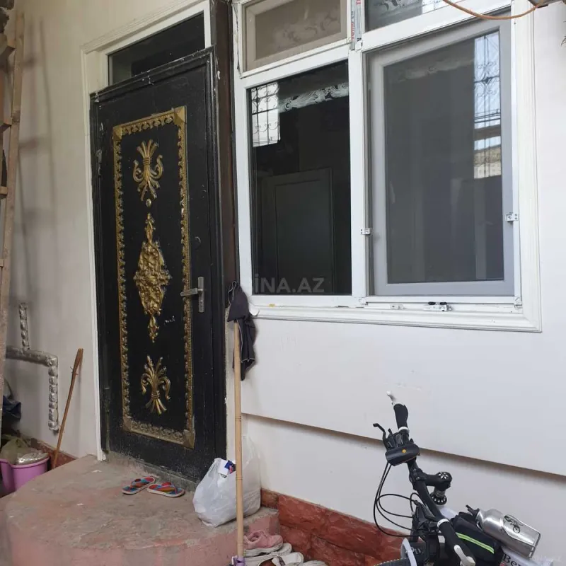 Satılır 7 otaqlı həyət evi 220 m²