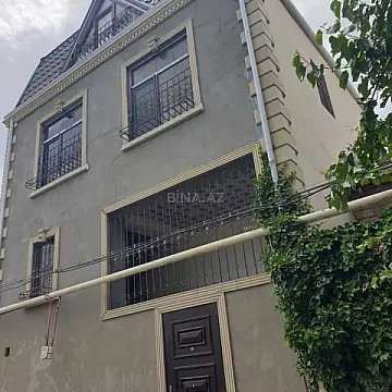 Satılır 7 otaqlı həyət evi 220 m² — Bakı, İnşaatçılar 7 otaq 220.00 m²