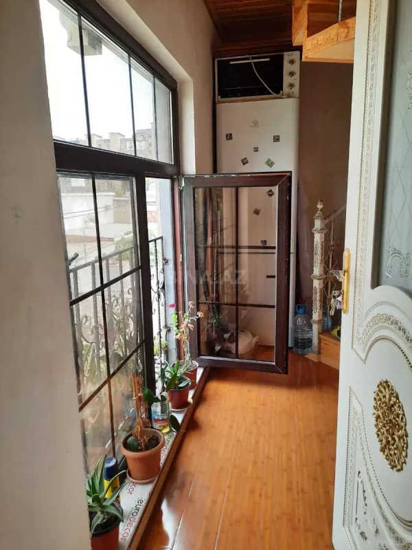 Satılır 7 otaqlı həyət evi 220 m²